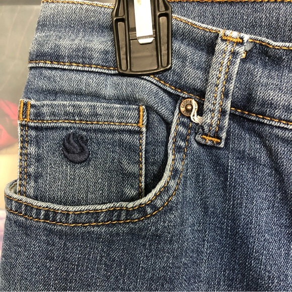 GLORIA VANDERBILT Amanda Straight Leg Blue Denim 5-pocket Jeans Sz Missy 8 Short - Picture 5 of 12